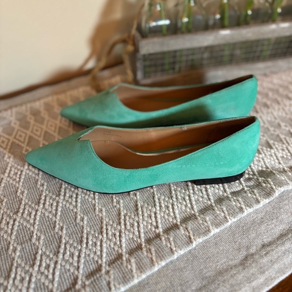 LINEA PAOLO Presta Pointed Toe Flat In Aqua Suede Women’s Size 5 1/2 - Picture 4 of 10